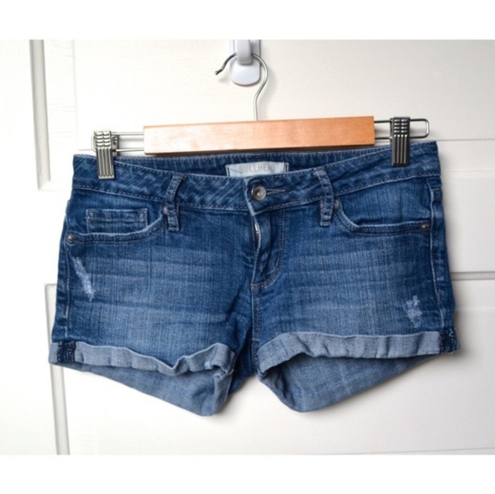 Short shorts